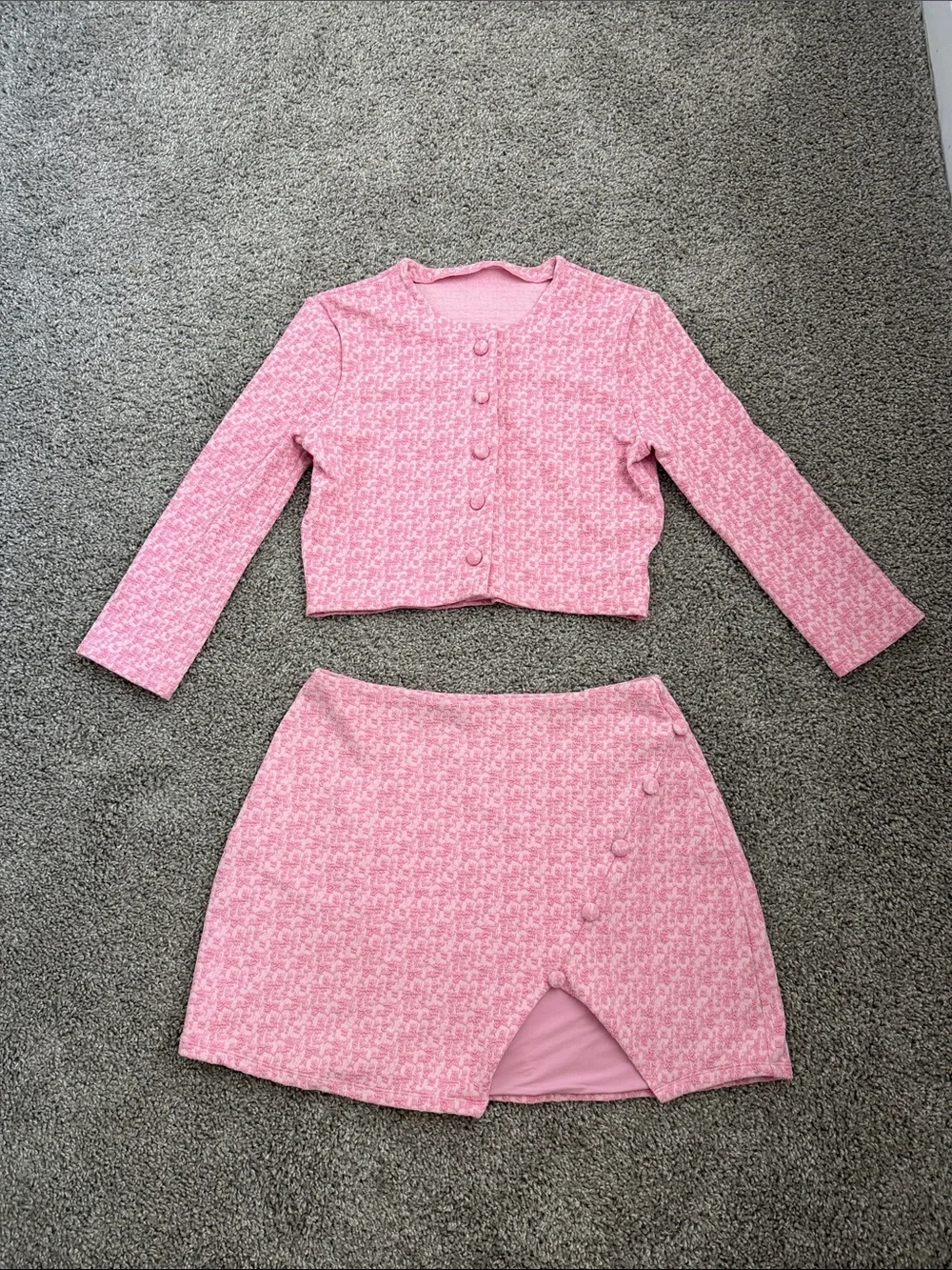 DEVON WINDSOR Pink Tweed Cropped Coverup Jacket in bubblegum
